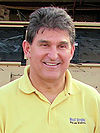 Joe Manchin at Camp Arifjan, Kuwait, April 16, 2006.jpg